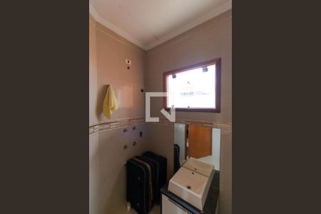 Casa à venda com 350m², 5 quartos e 8 vagas Casa à venda com 350m², 5 quartos e 8 vagasBanheiro da Suíte