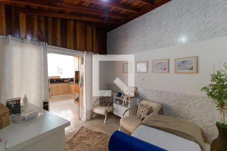 Casa à venda com 350m², 5 quartos e 8 vagas Casa à venda com 350m², 5 quartos e 8 vagasSala de apoio da Churrasqueira