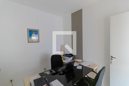 Casa à venda com 350m², 5 quartos e 8 vagas Casa à venda com 350m², 5 quartos e 8 vagasEscritório da Casa 02