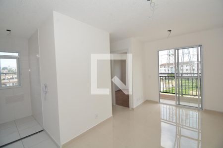 Sala de apartamento para alugar com 2 quartos, 50m² em Vista Alegre, Rio de Janeiro
