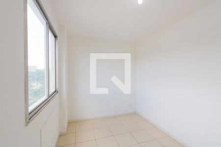 Quarto 2 de apartamento para alugar com 2 quartos, 50m² em Freguesia de Jacarepaguá, Rio de Janeiro
