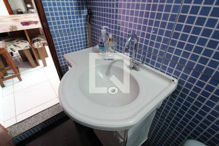 Casa à venda com 160m², 3 quartos e 1 vagaBanheiro