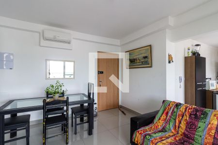 Sala de apartamento para alugar com 2 quartos, 72m² em Boqueirão, Praia Grande