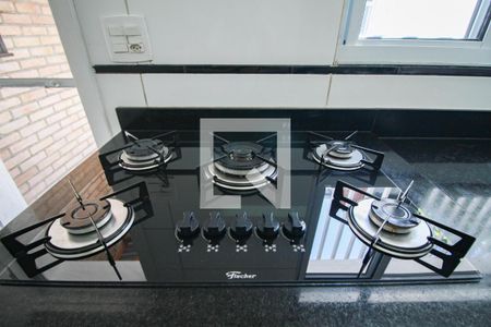 Casa de condomínio à venda com 160m², 3 quartos e 2 vagascozinha