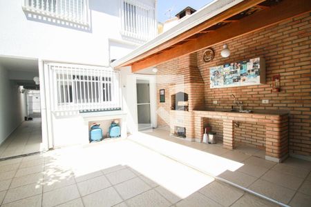 Casa de condomínio à venda com 160m², 3 quartos e 2 vagaschurrasqueira / quintal