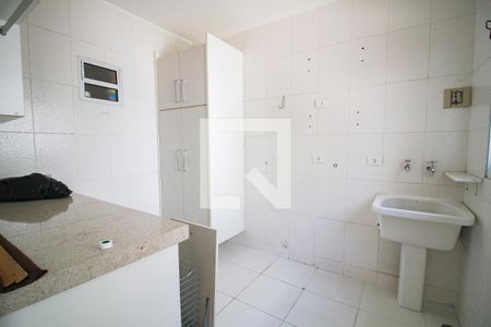 Casa de condomínio à venda com 160m², 3 quartos e 2 vagasarea de serviço