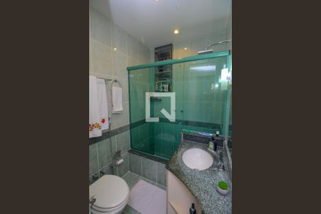 Apartamento à venda com 70m², 2 quartos e sem vagaBanheiro Social