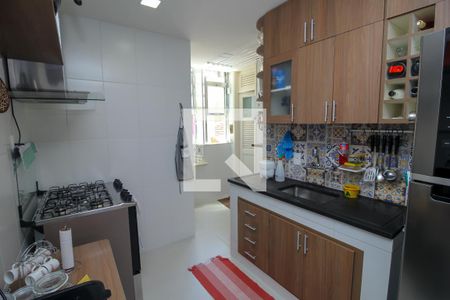 Apartamento à venda com 70m², 2 quartos e sem vagaCozinha - Armários