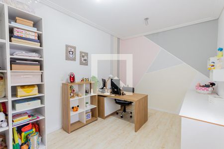 Casa à venda com 185m², 3 quartos e 4 vagas Casa à venda com 185m², 3 quartos e 4 vagasSuíte
