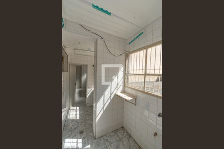 Apartamento à venda com 141m², 3 quartos e 1 vagaÁrea de Serviço