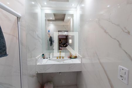 Casa à venda com 250m², 3 quartos e 2 vagasBanheiro da Suíte