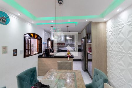 Casa à venda com 250m², 3 quartos e 2 vagasCozinha