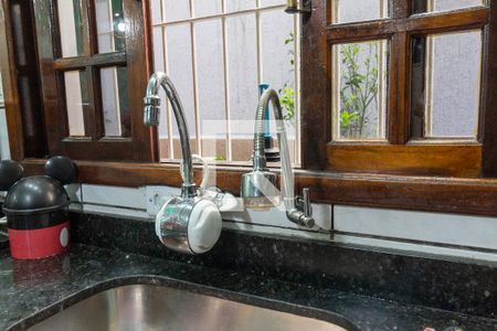 Casa à venda com 250m², 3 quartos e 2 vagasCozinha - Torneira