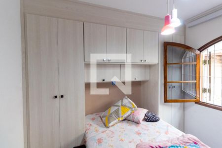 Casa à venda com 250m², 3 quartos e 2 vagasQuarto 1 - Armários