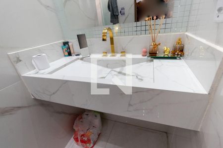 Casa à venda com 250m², 3 quartos e 2 vagasBanheiro da Suíte