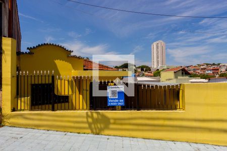 Casa à venda com 330m², 3 quartos e 3 vagas Casa à venda com 330m², 3 quartos e 3 vagasInstalação de Plaquinha.