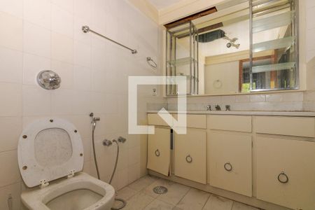 Apartamento à venda com 170m², 3 quartos e 1 vaga Apartamento à venda com 170m², 3 quartos e 1 vagaBanheiro