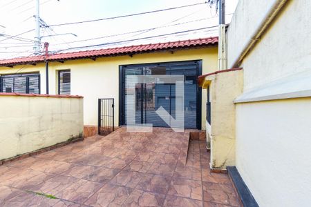 Casa à venda com 334m², 1 quarto e 1 vaga Casa à venda com 334m², 1 quarto e 1 vagaGaragem
