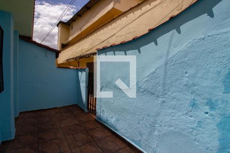 Casa à venda com 40m², 1 quarto e sem vaga Casa à venda com 40m², 1 quarto e sem vagaQuintal