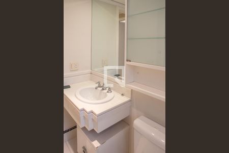Apartamento à venda com 390m², 7 quartos e 6 vagas Apartamento à venda com 390m², 7 quartos e 6 vagasBanheiro Social