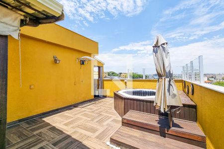 Apartamento à venda com 160m², 3 quartos e 2 vagas Apartamento à venda com 160m², 3 quartos e 2 vagasCobertura