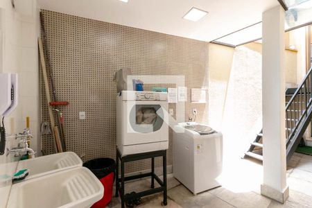 Studio para alugar com 28m², 1 quarto e sem vaga Studio para alugar com 28m², 1 quarto e sem vagaLavanderia