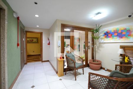 Apartamento à venda com 108m², 3 quartos e sem vagaHall de entrada