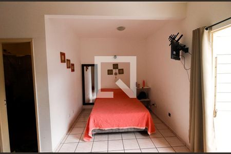 Casa à venda com 172m², 4 quartos e 2 vagas Casa à venda com 172m², 4 quartos e 2 vagasSuite