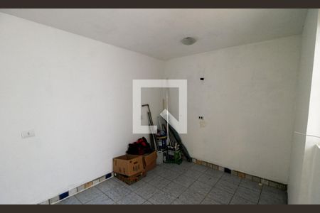 Casa à venda com 172m², 4 quartos e 2 vagas Casa à venda com 172m², 4 quartos e 2 vagasQuarto 4