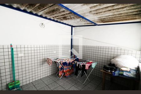 Casa à venda com 172m², 4 quartos e 2 vagas Casa à venda com 172m², 4 quartos e 2 vagasÁrea de Serviço