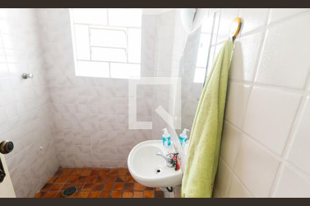 Casa à venda com 172m², 4 quartos e 2 vagas Casa à venda com 172m², 4 quartos e 2 vagasLavabo