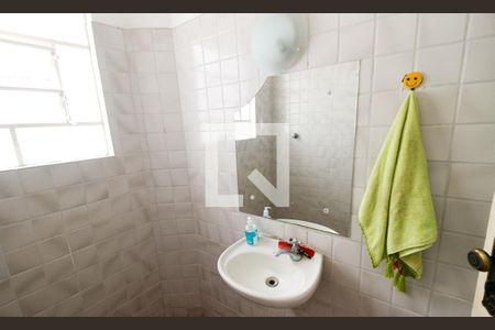 Casa à venda com 172m², 4 quartos e 2 vagas Casa à venda com 172m², 4 quartos e 2 vagasLavabo