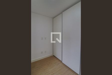 Quarto 1 de apartamento para alugar com 2 quartos, 54m² em Lourdes, Belo Horizonte
