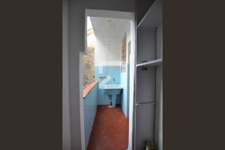 Apartamento à venda com 78m², 2 quartos e sem vagaDispensa/Banheiro