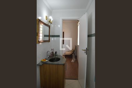 Casa à venda com 300m², 8 quartos e 1 vagabanheiro