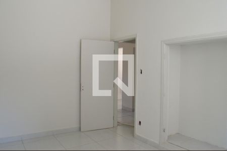 Casa à venda com 180m², 4 quartos e 5 vagasQuarto 2