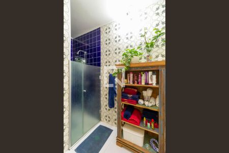 Casa à venda com 340m², 3 quartos e 4 vagas Casa à venda com 340m², 3 quartos e 4 vagasBanheiro