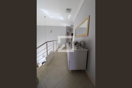 Casa à venda com 280m², 3 quartos e 4 vagasHall dos Quartos