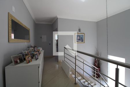 Casa à venda com 280m², 3 quartos e 4 vagasHall dos Quartos