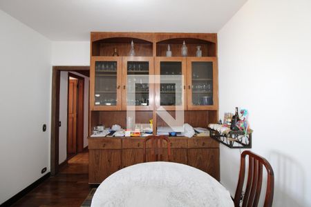 Sala de apartamento para alugar com 3 quartos, 113m² em Cambuí, Campinas
