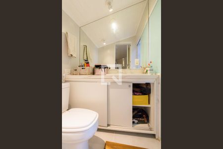 Casa de condomínio à venda com 140m², 4 quartos e 2 vagas Casa de condomínio à venda com 140m², 4 quartos e 2 vagasBanheiro da Suíte 4