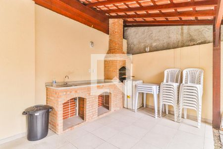 Casa de condomínio à venda com 140m², 4 quartos e 2 vagas Casa de condomínio à venda com 140m², 4 quartos e 2 vagasChurrasqueira