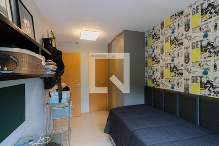 Casa de condomínio à venda com 140m², 4 quartos e 2 vagas Casa de condomínio à venda com 140m², 4 quartos e 2 vagasSuíte 3