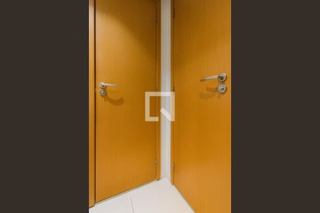 Casa de condomínio à venda com 140m², 4 quartos e 2 vagas Casa de condomínio à venda com 140m², 4 quartos e 2 vagasBanheiro das Suítes 2 e 3