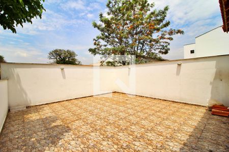 Casa à venda com 151m², 2 quartos e 3 vagasCobertura