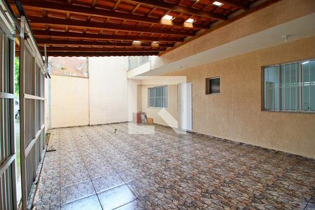 Casa à venda com 151m², 2 quartos e 3 vagasGaragem