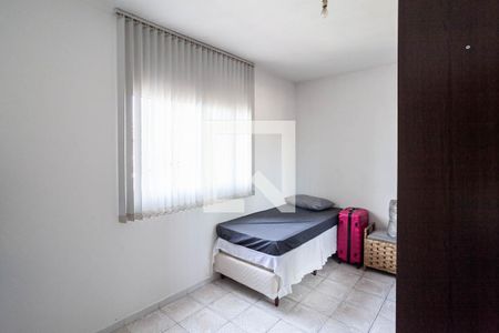 Casa à venda com 285m², 6 quartos e 2 vagas Casa à venda com 285m², 6 quartos e 2 vagasCasa 2 - Quarto 1