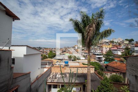 Casa à venda com 285m², 6 quartos e 2 vagas Casa à venda com 285m², 6 quartos e 2 vagasCasa 2 - Vista do quarto 2