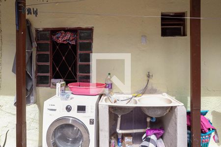 Casa à venda com 285m², 6 quartos e 2 vagas Casa à venda com 285m², 6 quartos e 2 vagasCasa 3 - Área de serviço