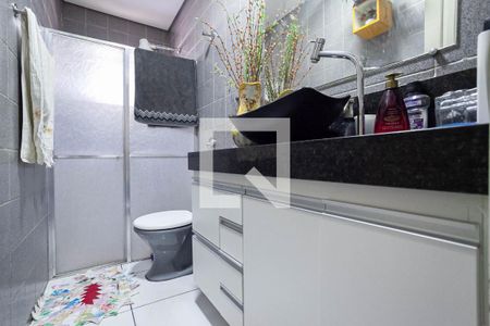 Casa à venda com 285m², 6 quartos e 2 vagas Casa à venda com 285m², 6 quartos e 2 vagasCasa 1 - Banheiro social